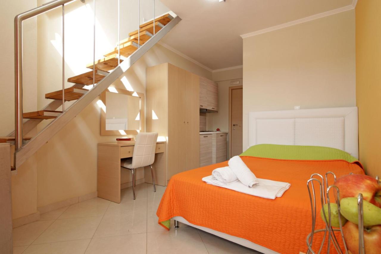 Mavridis Rooms 2 Никити Экстерьер фото