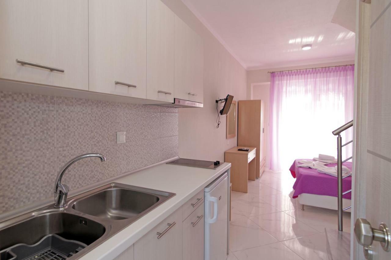 Mavridis Rooms 2 Никити Экстерьер фото